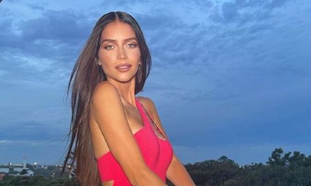 La modelo participó de una sesión fotográfica para la revista Gente. La modelo participó de una sesión fotográfica para la revista Gente.