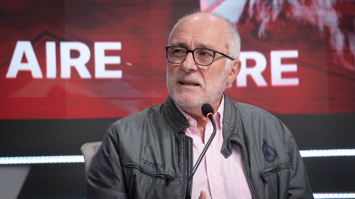 El director del Sanatorio Garay, el doctor Emilio Moreno, visitó los estudios de Ahora Vengo y brindó detalles del acuerdo con la Liga Santafesina de Fútbol y el programa Garay Sport. El director del Sanatorio Garay, el doctor Emilio Moreno, visitó los estudios de Ahora Vengo y brindó detalles del acuerdo con la Liga Santafesina de Fútbol y el programa Garay Sport.