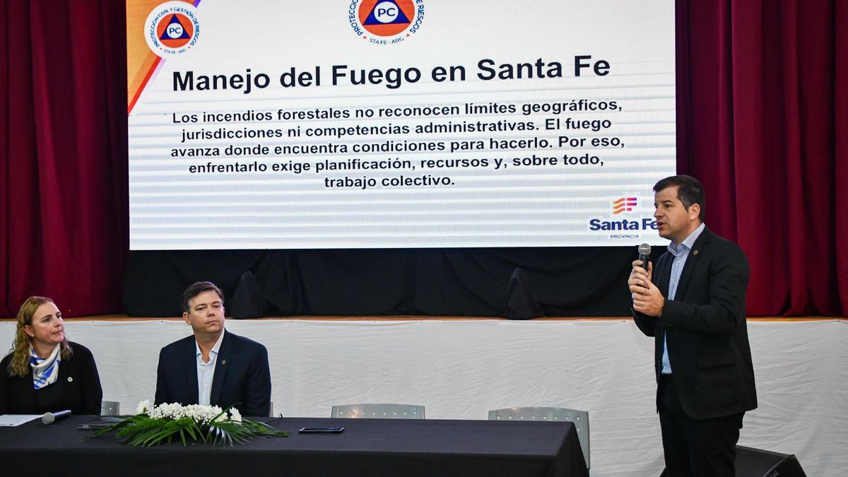 Especialistas, investigadores y funcionarios públicos participan de las tres jornadas de debate ambiental en Villa Ocampo. Especialistas, investigadores y funcionarios públicos participan de las tres jornadas de debate ambiental en Villa Ocampo.