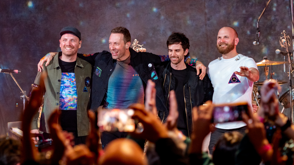 Coldplay no zafó de la realidad argentina: el BCRA no les habilita dólares a precio oficial