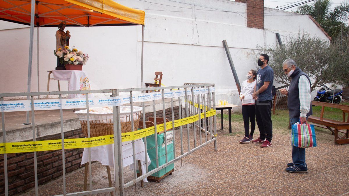 Las postales de una atípica celebración de San Cayetano en Santa Fe