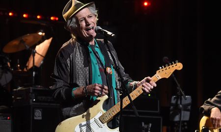 El guitarrista de los Stones eligió nuestro país de nuevo. El guitarrista de los Stones eligió nuestro país de nuevo.