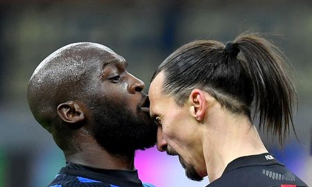 Zlatan Ibrahimovic se defendió de quines lo acusaban de racista por su enfrentamiento con Romelu Lukaku en el clásico italiano Milan-Inter. Zlatan Ibrahimovic se defendió de quines lo acusaban de racista por su enfrentamiento con Romelu Lukaku en el clásico italiano Milan-Inter.