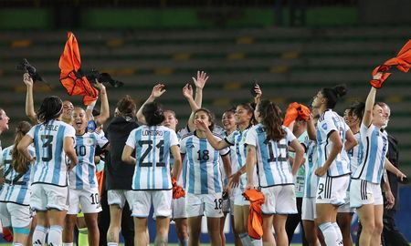 El partido se jugará en el Estadio Alfonso López de Bucaramanga, desde las 21, hora argentina, y será transmitido en vivo y directo para todo el país a través de la TV Pública. El partido se jugará en el Estadio Alfonso López de Bucaramanga, desde las 21, hora argentina, y será transmitido en vivo y directo para todo el país a través de la TV Pública.