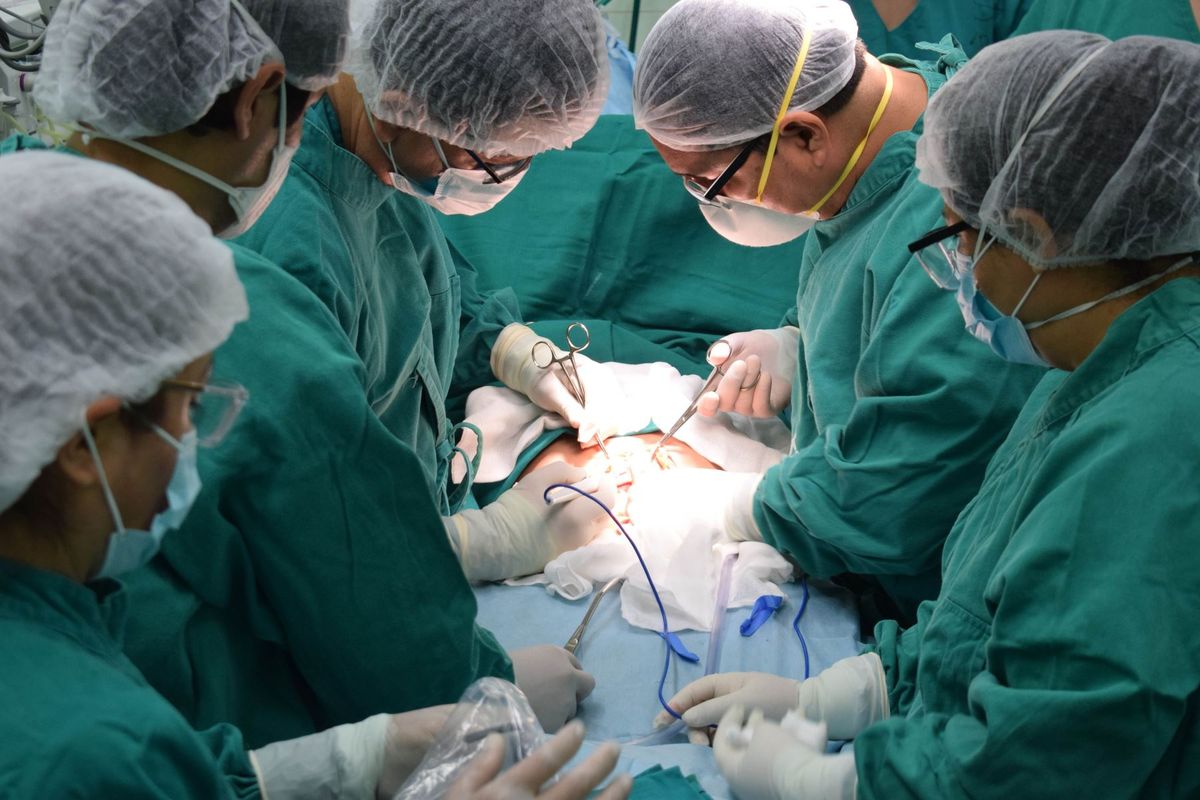 Desde 2021 más de 100 familias santafesinas se beneficiaron de las cirugías del programa.