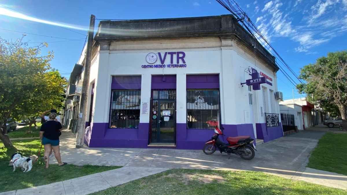 El Centro Médico Veterinario VTR ofrece atención integral para mascotas y servicios de emergencia. El Centro Médico Veterinario VTR ofrece atención integral para mascotas y servicios de emergencia.