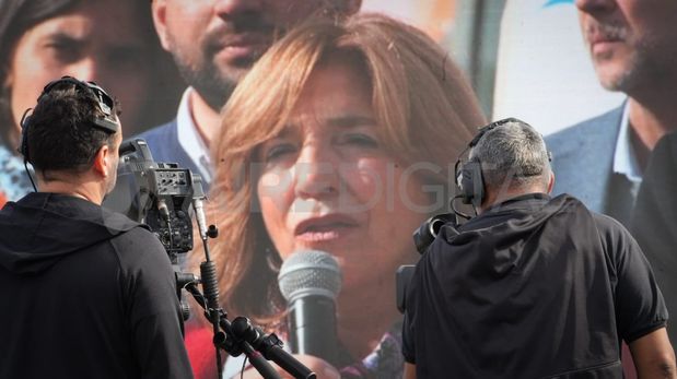Silvina Frana, ministra de Infraestructura de la provincia, destacó que se llevan adelante gestiones con la Cámara Argentina de la Construcción para evitar que se paralicen obras en Santa Fe.