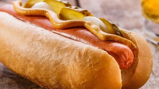 Se conoció el verdadero origen de los “hot dogs”, la comida rápida más emblemática de EE.UU