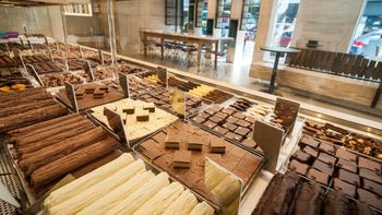 ¿Cuánto cuesta una caja de chocolates surtidos en Rapanui?