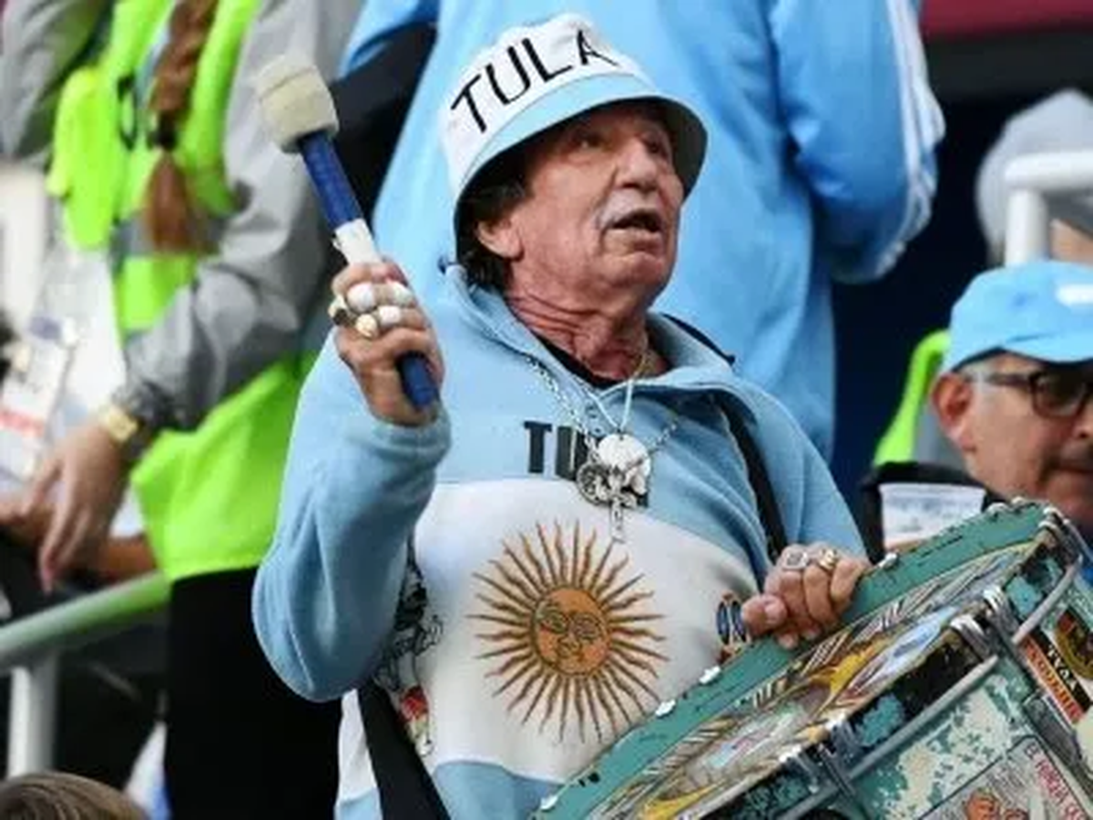 Tula recibió el premio The Best de la FIFA a mejor hincha en 2023. Tula recibió el premio The Best de la FIFA a mejor hincha en 2023.