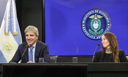 El ministro de Economía, Luis Caputo, anunció que el Gobierno nacional enviará al Congreso un proyecto para fortalecer la Ley de Inocencia Fiscal.