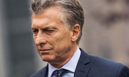 el gobierno advirtio que si la transicion no avanza, dejara los papeles sobre la mesa el gobierno advirtio que si la transicion no avanza, dejara los papeles sobre la mesa