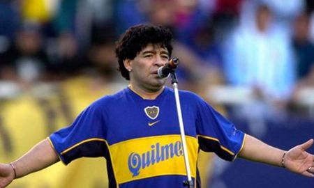 Porque se equivoque uno, no tiene que pagar el fútbol. Yo me equivoqué y pagué, pero la pelota no se mancha, dijo Diego Armando Maradona. Porque se equivoque uno, no tiene que pagar el fútbol. Yo me equivoqué y pagué, pero la pelota no se mancha, dijo Diego Armando Maradona.