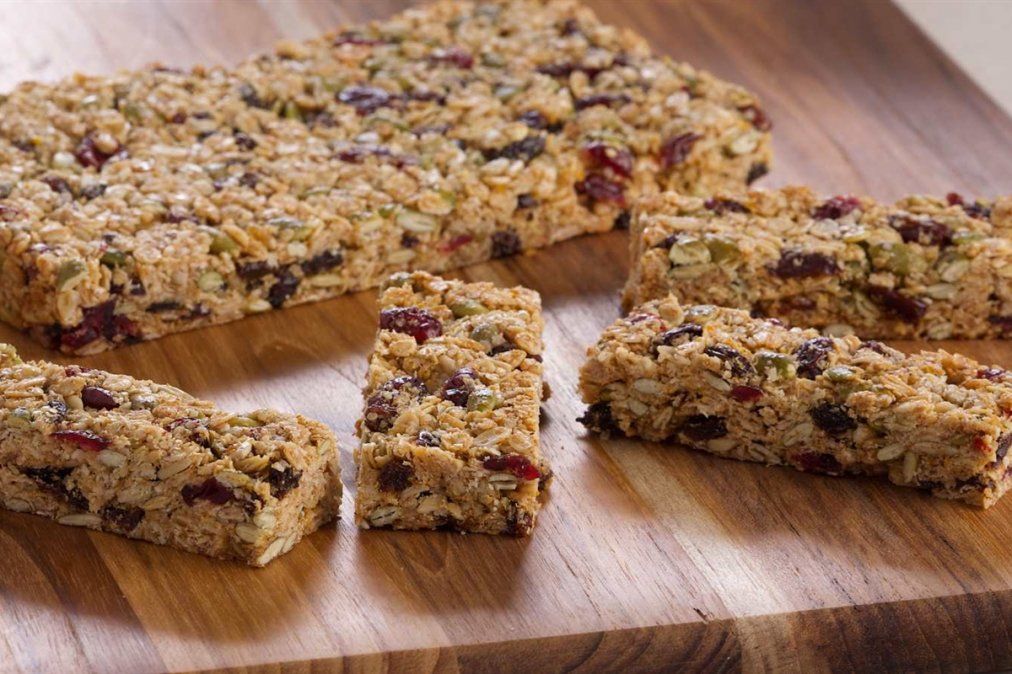 Las barritas de cereales son un bocadito ideal para personas activas, porque aportan mucha energía.