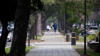 Allanaron una constructora en bulevar Gálvez denunciada por estafas y defraudación