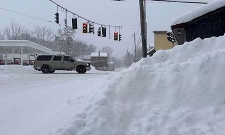 Fern traerá frío extremo, nieve y hielo en una franja que atraviesa casi todo el territorio estadounidense. Fern traerá frío extremo, nieve y hielo en una franja que atraviesa casi todo el territorio estadounidense.