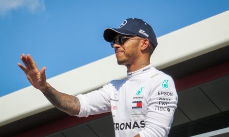 lewis hamilton donara 500 mil dolares para ayudar a australia lewis hamilton donara 500 mil dolares para ayudar a australia