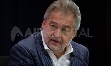 Mirabella habló en AIRE sobre la política de seguridad del gobierno provincial. Mirabella habló en AIRE sobre la política de seguridad del gobierno provincial.