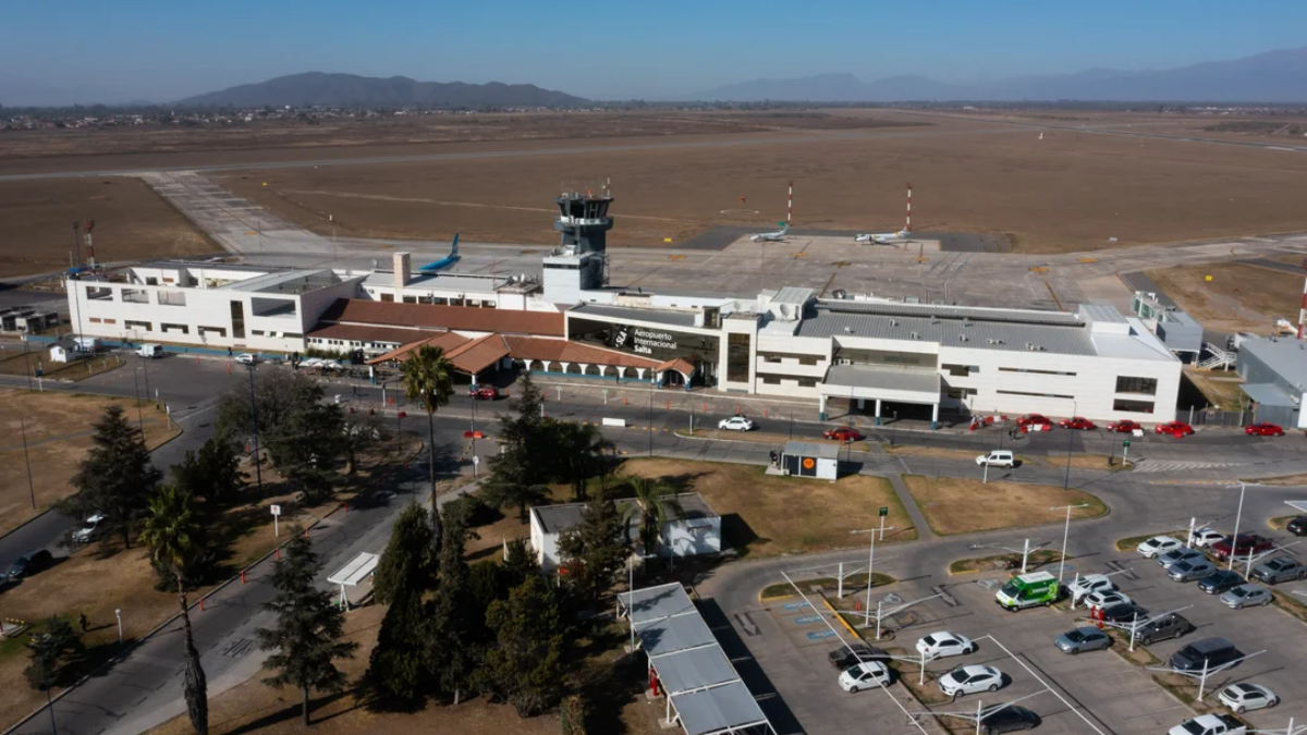 Un pasajero mencionó “bomba” y causó revuelo en el aeropuerto de Salta