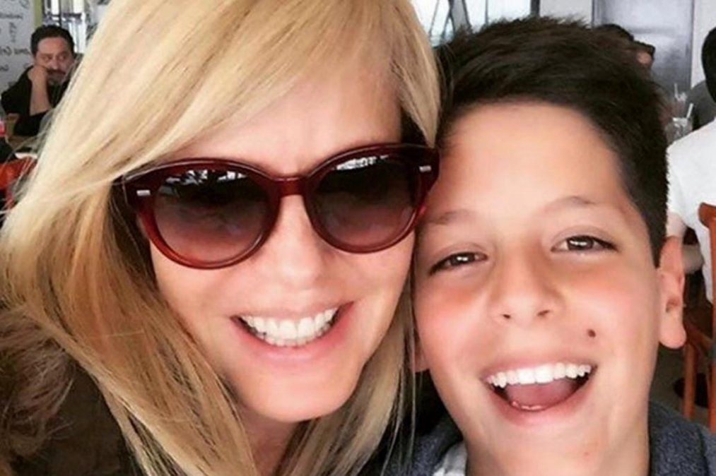 Cecilia Bolocco pide cadenas de oración para apoyar a su hijo