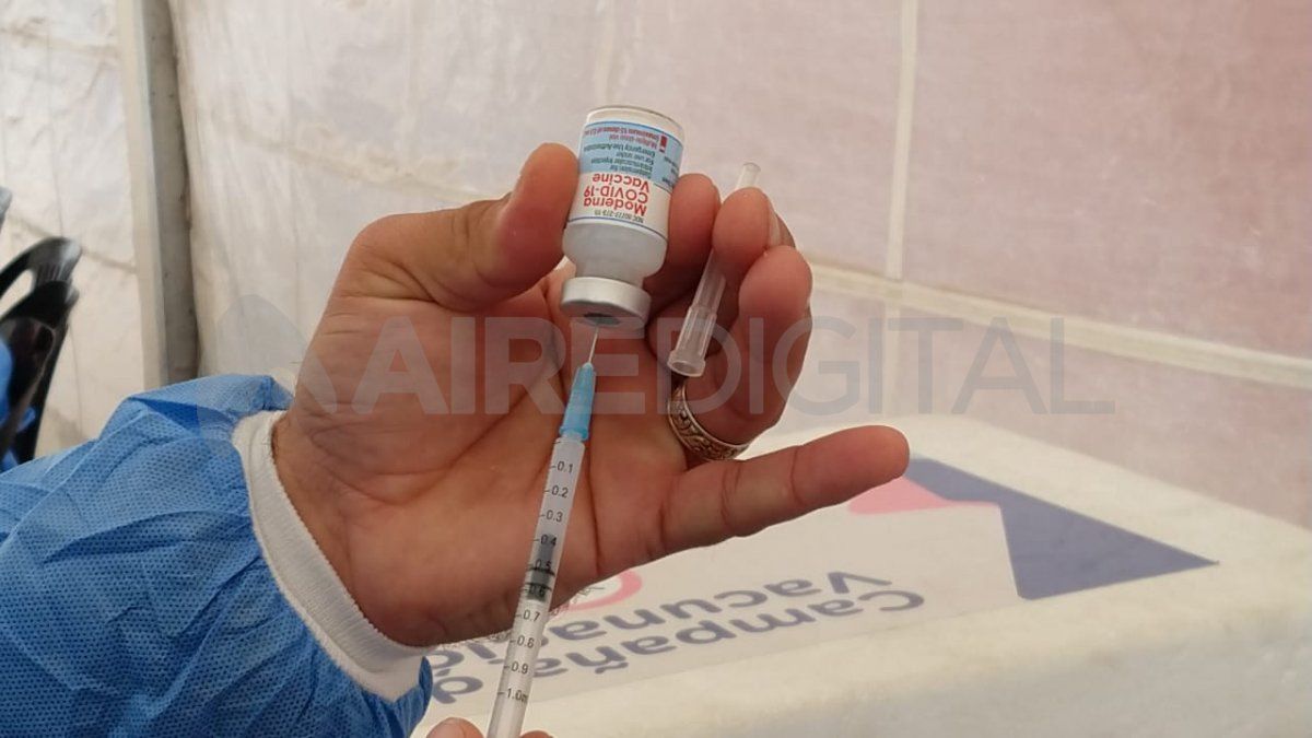 Las tareas en el vacunatorio de La Esquina Encendida comenzarán a partir de las 10 de la mañana para extenderse hasta las 15.30 horas.