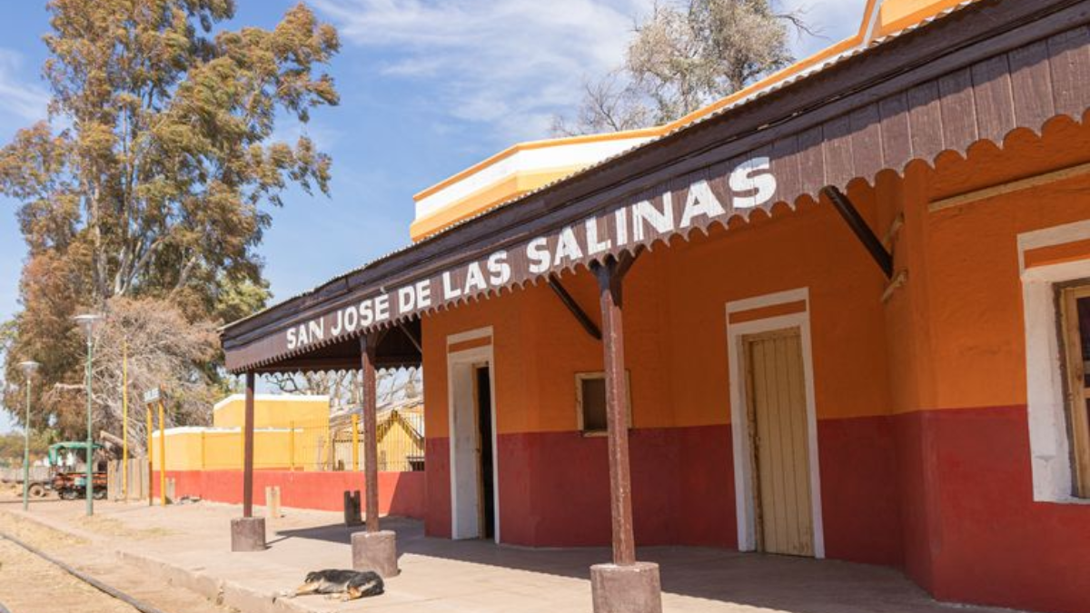 Escapada a San José de las Salinas, un desconocido pueblo blanco de Córdoba. Escapada a San José de las Salinas, un desconocido pueblo blanco de Córdoba.