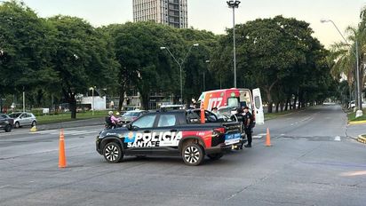 Accidente en Santa Fe: fuerte choque entre una moto y una camioneta en Alem y Marcial Candioti