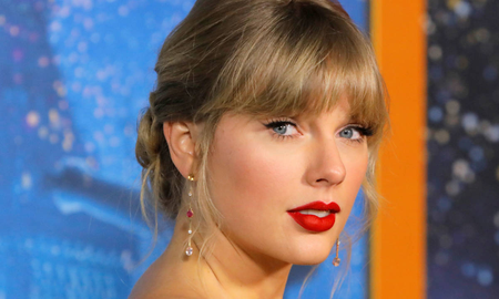 Taylor Swift consiguió colocar tres álbumes seguidos en el número uno. Hasta ahora, los únicos que lo habían logrado fueron los Beatles. Taylor Swift consiguió colocar tres álbumes seguidos en el número uno. Hasta ahora, los únicos que lo habían logrado fueron los Beatles.