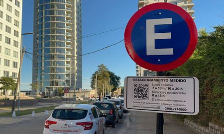 Vecinos del Puerto dialogaron con AIRE y expresaron su descontento tras la implementación del SEOM en la zona. Vecinos del Puerto dialogaron con AIRE y expresaron su descontento tras la implementación del SEOM en la zona.
