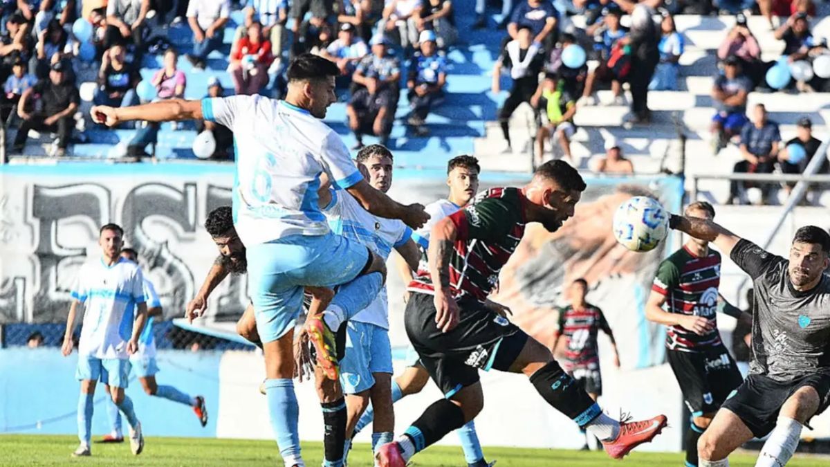 Para Gimnasia de Jujuy, el partido contra Colón es una verdadera final. Para Gimnasia de Jujuy, el partido contra Colón es una verdadera final.