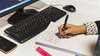 La modalidad de estudio se desarrollará a través de módulos interdisciplinarios en aulas virtuales.