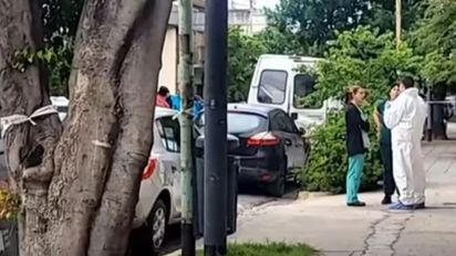 Encontraron muertas a una mujer y su hija en su casa en Villa Luro: sospechan que las asesinaron