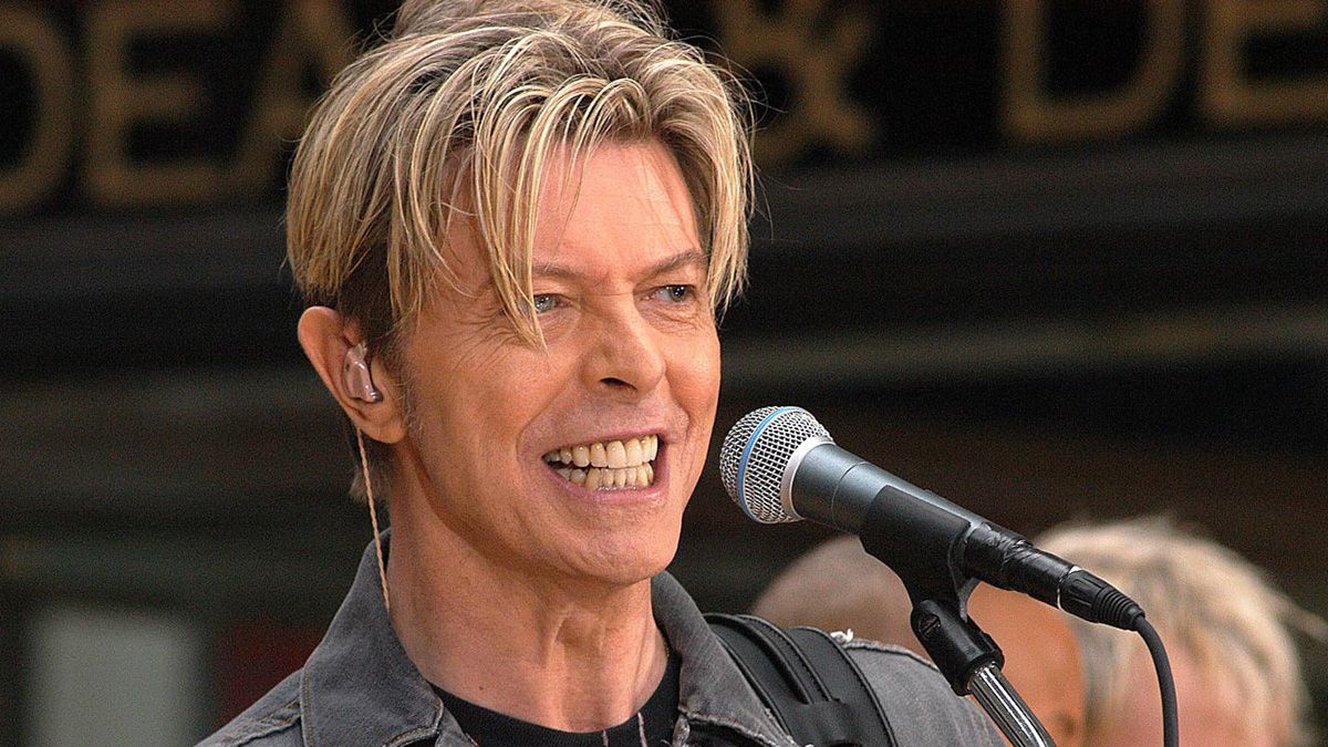 -David Bowie -músico y compositor británico- murió el 10 de enero del 2016