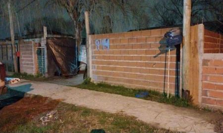 La pareja tenía tobillera electrónica por causas distintas ocurridas en 2024 y 2025.