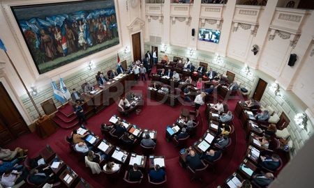 Miembros de la Cámara de Diputados de Santa Fe se reunirán con los ministros Celia Arena y Walter Agosto. Se espera la presencia también del secretario de Justicia, Gabriel Somaglia. Miembros de la Cámara de Diputados de Santa Fe se reunirán con los ministros Celia Arena y Walter Agosto. Se espera la presencia también del secretario de Justicia, Gabriel Somaglia.