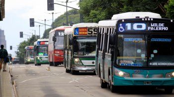 Cuánto cobran los choferes de colectivo en abril 2026 tras el nuevo aumento