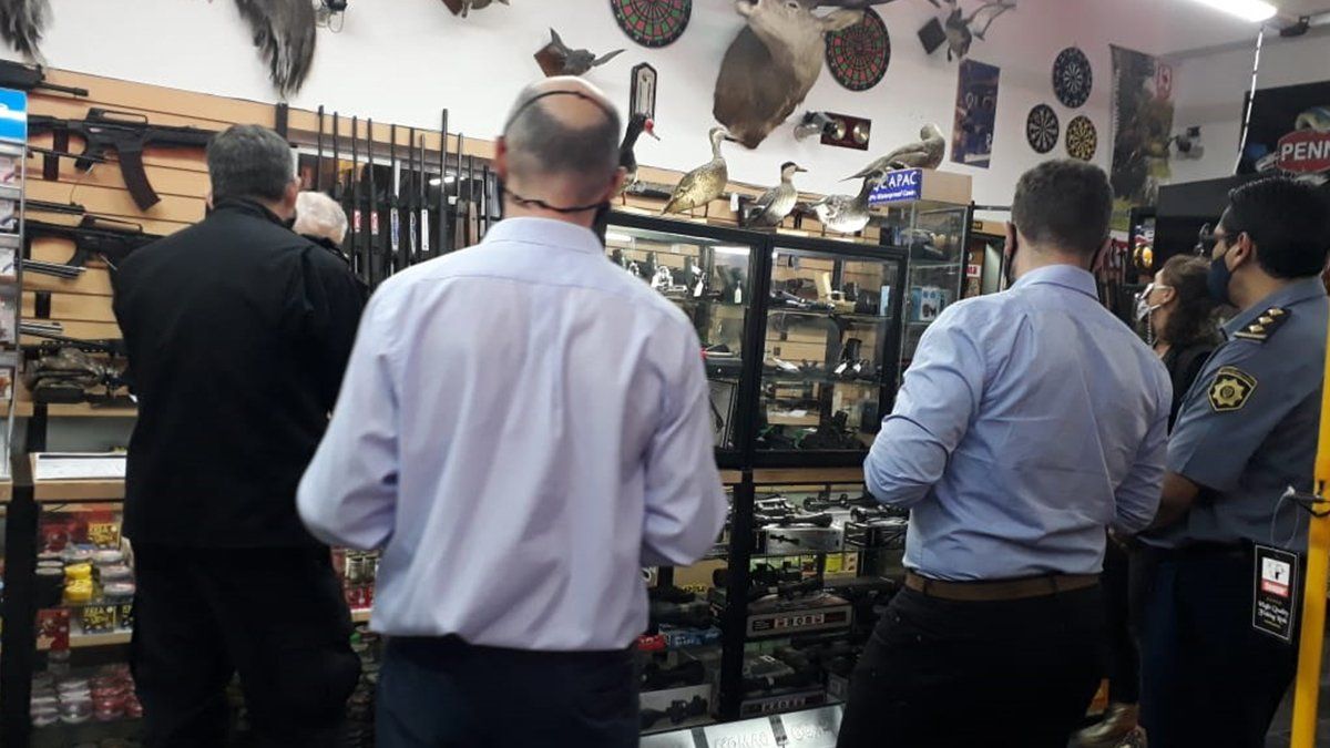 Las sanciones estipuladas en la norma son multas que fijan los jueces de faltas y que pueden llegar hasta los $135.000