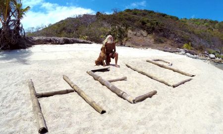 la historia del exmillonario que lleva mas de 20 anos en una isla desierta luego de perder su fortuna la historia del exmillonario que lleva mas de 20 anos en una isla desierta luego de perder su fortuna