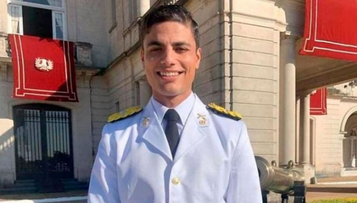 El comunicado fue emitido el martes y el mismo se refiere al fallecimiento de Chirino, quien era oriundo de la ciudad cordobesa de Río Cuarto y que había sido trasladado hacía unos pocos días al Grupo de Artillería Nº 3 de Paso de los Libres.