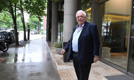 El ministro de Salud de la Nación fue internado este miércoles por la mañana en el Sanatorio Otamendi. El ministro de Salud de la Nación fue internado este miércoles por la mañana en el Sanatorio Otamendi.