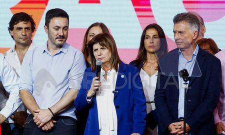La titular del PRO, Patricia Bullrich, convocó a una conferencia de prensa este miércoles al mediodía. La titular del PRO, Patricia Bullrich, convocó a una conferencia de prensa este miércoles al mediodía.