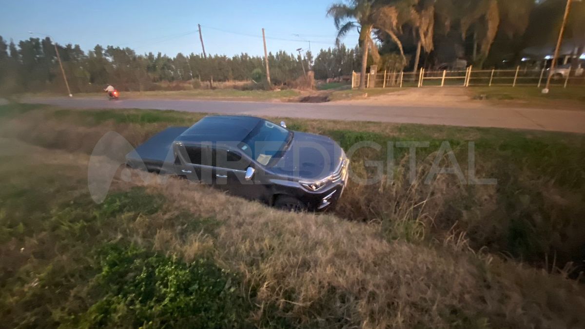 Por causas que se desconocen, el conductor de la camioneta perdió el control de volante.