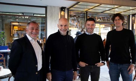 Luis Juez, Horacio Rodríguez Larreta, Rodrigo De Loredo y Martín Lousteau. Luis Juez, Horacio Rodríguez Larreta, Rodrigo De Loredo y Martín Lousteau.