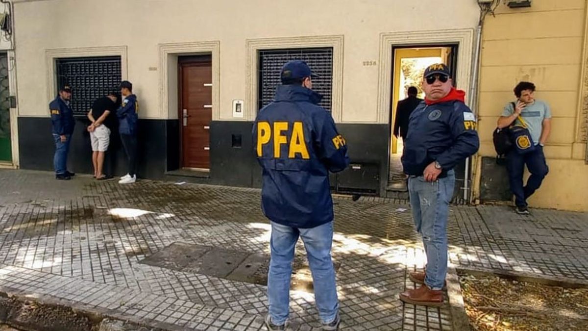 El acusado fue sorprendido y detenido en la puerta del domicilio.&nbsp;