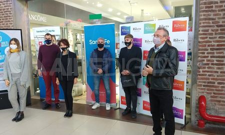 Se presentaron más rubros para todos los días en la Billetera Santa Fe en el marco del Día del Padre. Se presentaron más rubros para todos los días en la Billetera Santa Fe en el marco del Día del Padre.