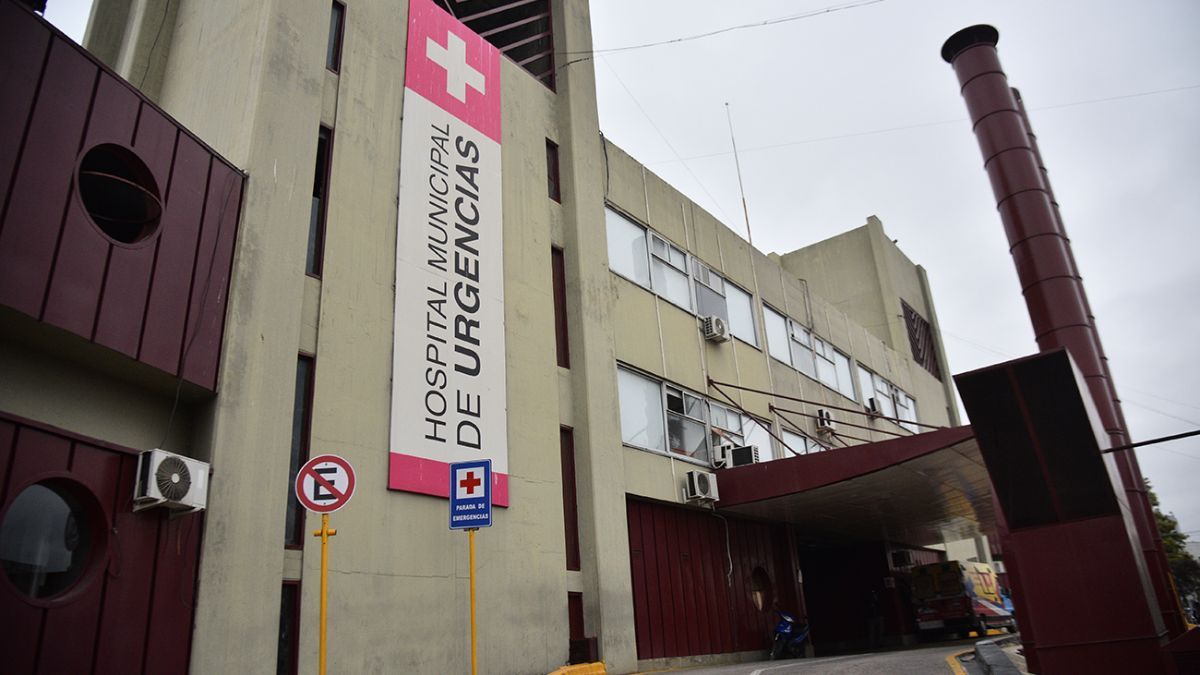 El pasajero sufrió un traumatismo de cráneo tras recibir un golpe con un ladrillo.  