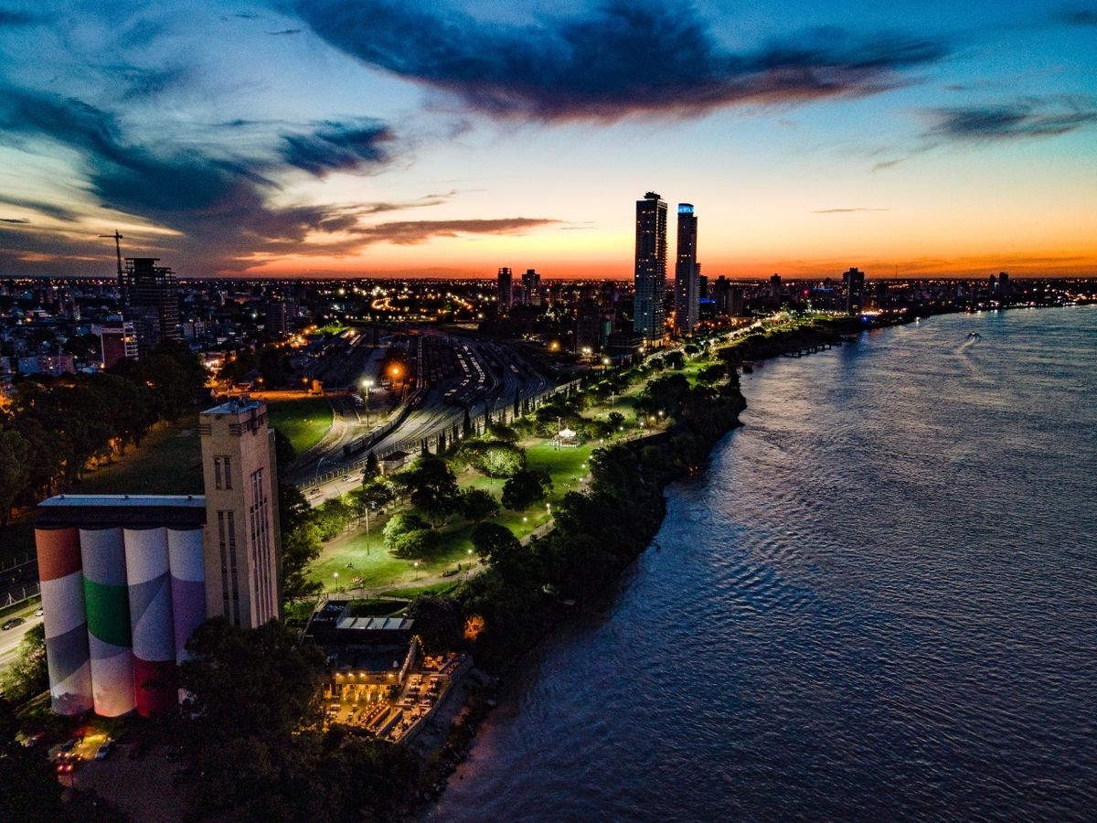 La Expo “Sabores y algo más” y la Noche de las Peatonales en Rosario fueron algunas de las principales actividades del fin de semana largo.