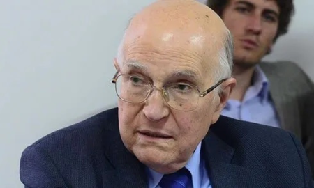 Este miércoles 12 de junio murió Iván Cullen, el abogado santafesino que participó de la Reforma Constitucional en 1994. Este miércoles 12 de junio murió Iván Cullen, el abogado santafesino que participó de la Reforma Constitucional en 1994.