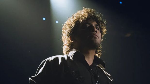 Fernando Sosa logró recrear la mística de Gustavo Cerati y despertó elogios en el público argentino.