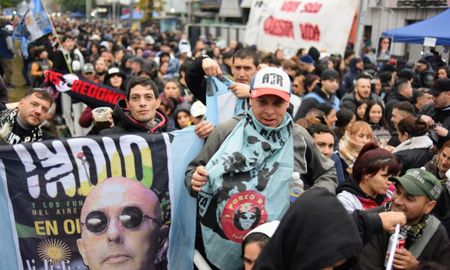 Último adiós al Indio Solari en Avellaneda. Último adiós al Indio Solari en Avellaneda.